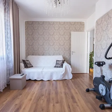 Apartment Stella 10 Minutes From
